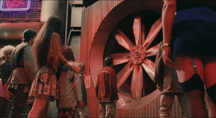 vlcsnap-1890-12-09-04h23m45s105